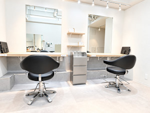 Hair Lounge Ayung(ヘアラウンジアユン)
