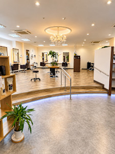 STYLE 安古市店(スタイル ヤスフルイチテン)