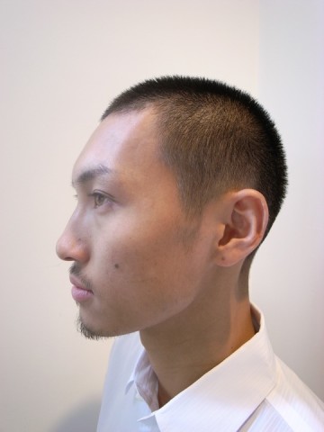 大人の男のネオ坊主スタイル