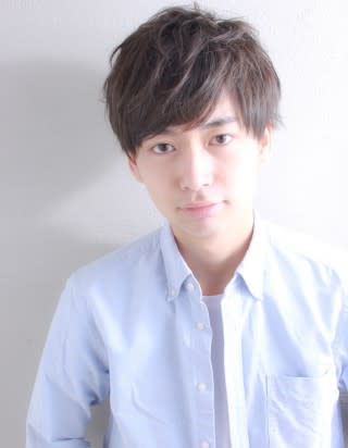 知的なメンズのショートヘア
