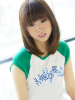 【松田】 ルミエールカラーでストレート美女子