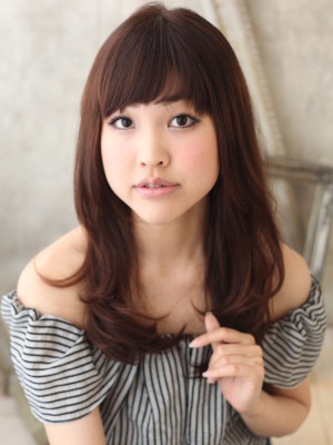 ★　大人かわいいセミロング　★　内巻きスタイル　★