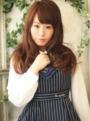 重ためバングで乃木坂テイストロングスタイル