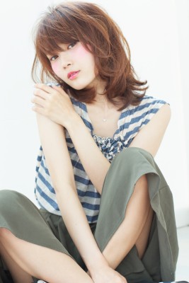 大人可愛い内巻きひし形ボブ　イノセントカラーベージュ