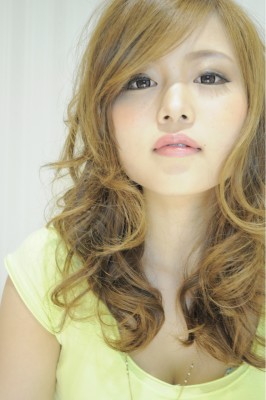 ☆上品な大人かわいい前髪で小顔の甘辛フェミニンロング☆のイメージ画像