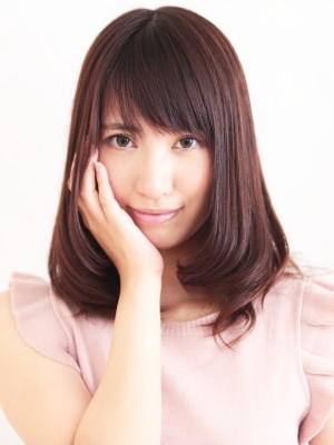 柔らかの質感と軽さのバングが今季のトレンドヘアー★
