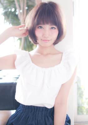ひし形フォルムの暗髪ショートボブ【H-134】