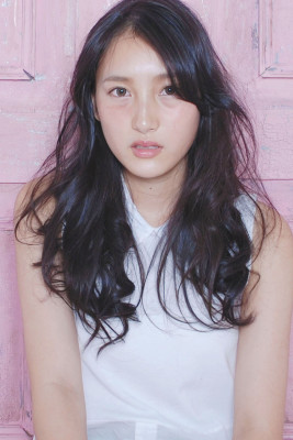 「ヌーディルーズセミロング」早崎陽一