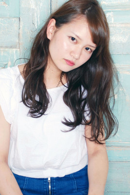 「ルーズなノームコアセミロング」早崎陽一