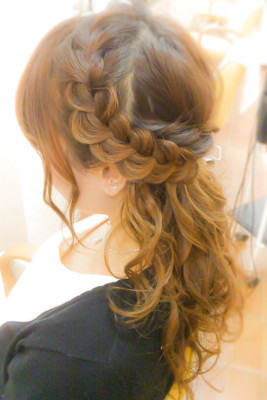 ハーフアップ☆大きめ編み込み