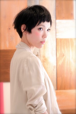 [レナータ]”個性的”☆小顔ランダム×ショートマッシュ