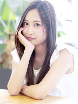 柔かい質感の愛され美髪♪ストレートロング♪