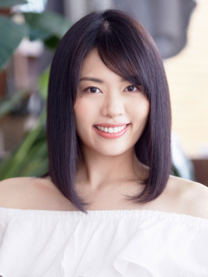 大人のボブはツヤ感＋ストレート☆愛されボブ