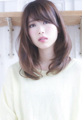 ニュアンスカールの大人セミディ　デジタルパーマ
