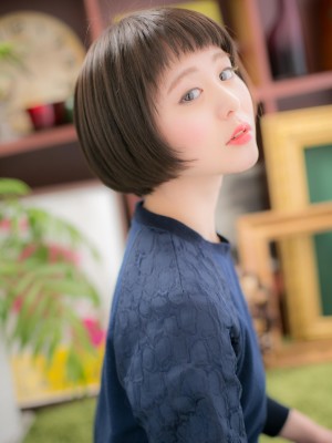 【まっすぐストレート】モード＆ガーリーフレンチシック・ボブ