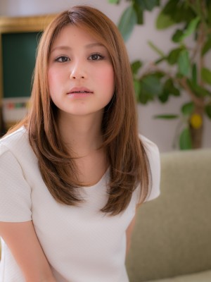 【まっすぐストレート】毛先まで艶やか♪潤いストレート