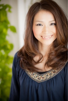大人な女性らしさが魅力の重めゆるカール2