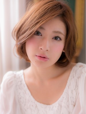 【クセ毛風】‥ヌーディ★大人ボブ