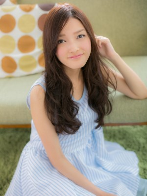 ニュアンス艶カールで大人の透明感ロング2