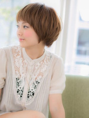 バングも決め手のおしゃれ度アップ★ショートb