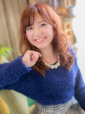 ”明るめカラー”で注目の的！モテウェーブa