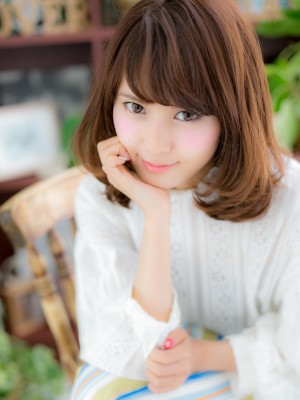 リッチなツヤ色ワンカールａ