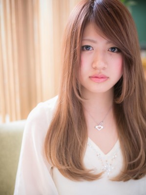 明るめ★ベージュカラーの艶サラストレート2
