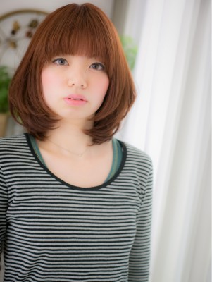 厚めバングがキュートな、マッシュボブa