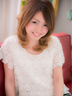 グラデーションカラーの涼しげ、ラフセミディa