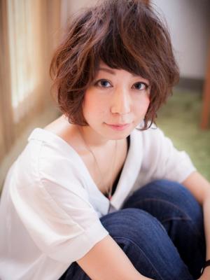 ショートバングの、無造作HAPPY☆ボブ