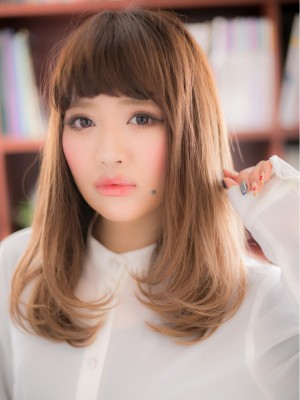 眉上前髪で目力UP♪グラデカラーの個性ロングb