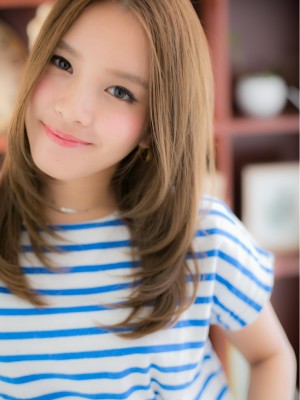 毛先にニュアンス・・しっとりストレートa