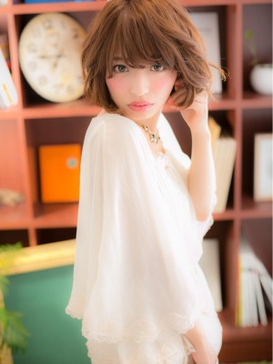 ”フワリ”とした抜け感スイングカールボブb