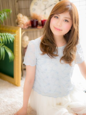 ラフな質感で゛女らしさ゛UP☆b