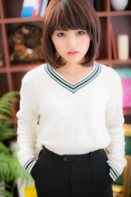 あどけないのに大人っぽい♪イノセントミディb