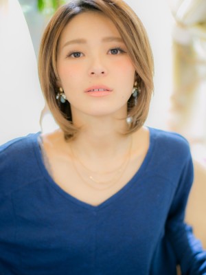 ツヤ感たっぷりの、、、大人顔・ミディa