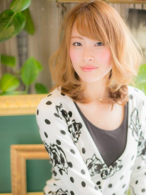 伸ばしかけで可愛くいたい♪セミディb