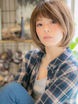 前髪がアクセント♪大人ボブａ
