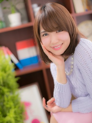 毛先くるん♪好感度大の優等生ミディb