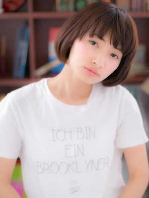 コンパクトなフォルムで狙う&小顔見せ&ボブa