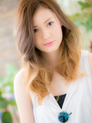 《グラデカラー》で‥グラマラス大人カールａ