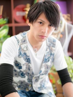 長めバングの”重軽”メンズショートa