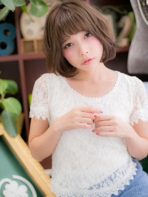 【アンニュイ顔が似合う、ナチュリラボブ】