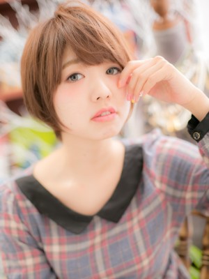 顔だちキュートに♪ツヤさらショートa