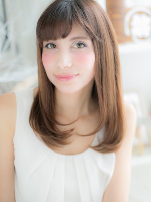 ナチュラル感たっぷりセミディｂ
