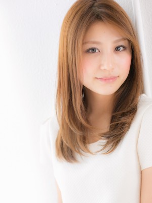 【まっすぐストレート】毛先まで艶やか♪潤いストレート