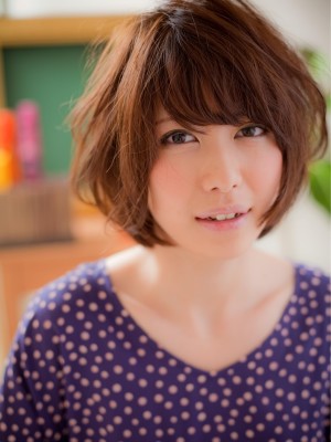 自宅で再現しやすい♪ヌーディ―ボブ
