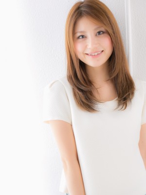 毛先まで艶やか♪潤いストレートb