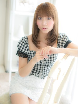 ワンカールストレートな大人ピュア艶セミディb