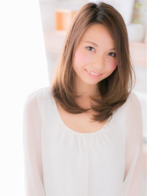 大人カワイイ…ツヤ髪＆内巻きヘアｂ